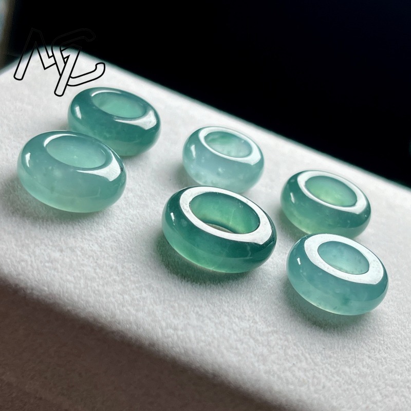 Natural Emerald Blue Water Luc - The Jewelry & Watches 评论和价格